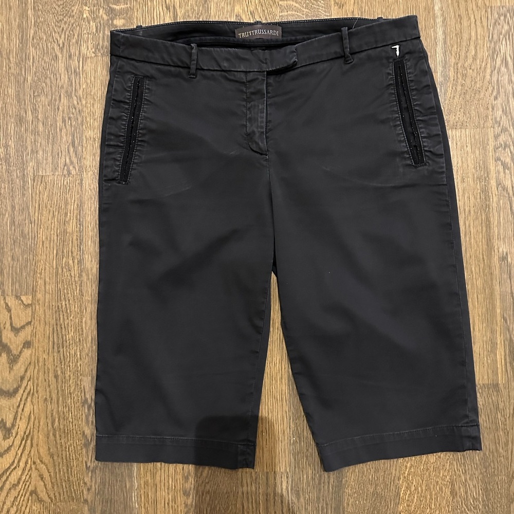 Trussardi Black Bermuda Shorts | Size 40 | Made in Italy 🇮🇹